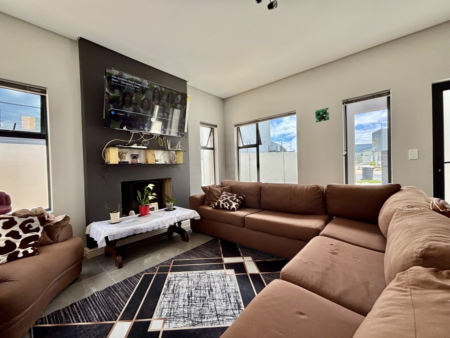 3 Bedroom Property for Sale in Sandown Western Cape